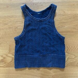 Crop tank top
